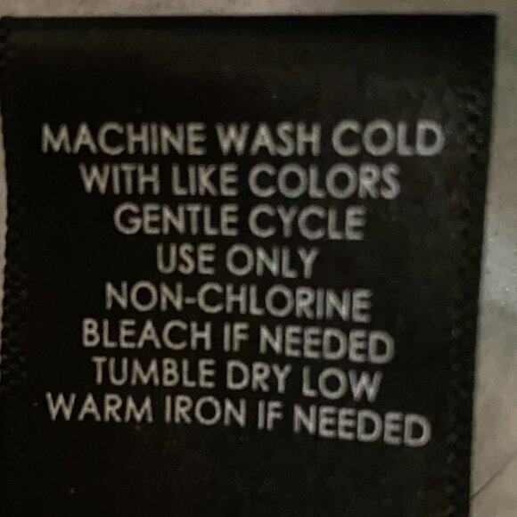 Torrid long sleeve, beautiful tropical sweatshirt, size 1X - Picture 8 of 8